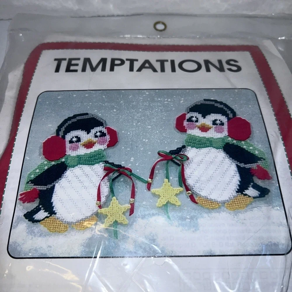 Temptations 1995 Kit 6228 Penguin Antics Yarn Art J&L Craft Plastic Canvas